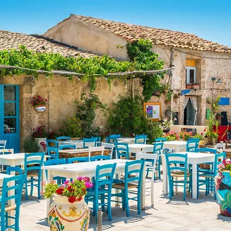 Rosso Blu By Plus Villa